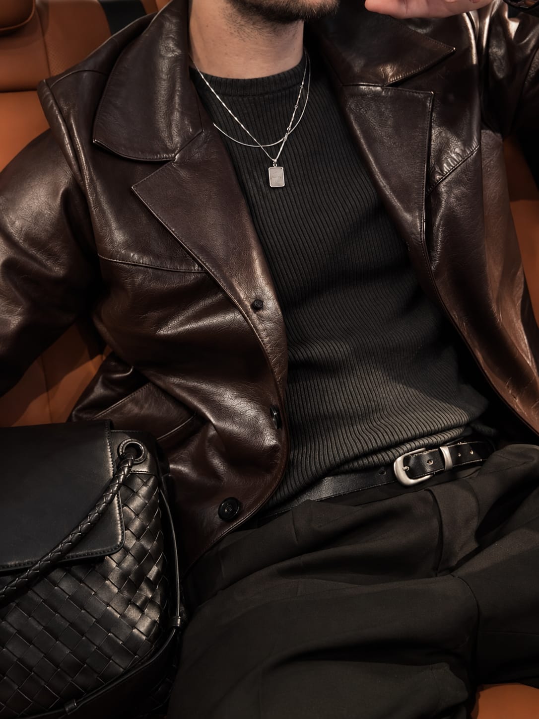 FASHION & CLOTHING